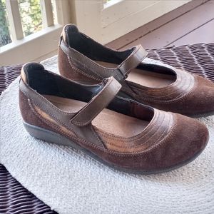Naot Leather Kirei Mary Janes